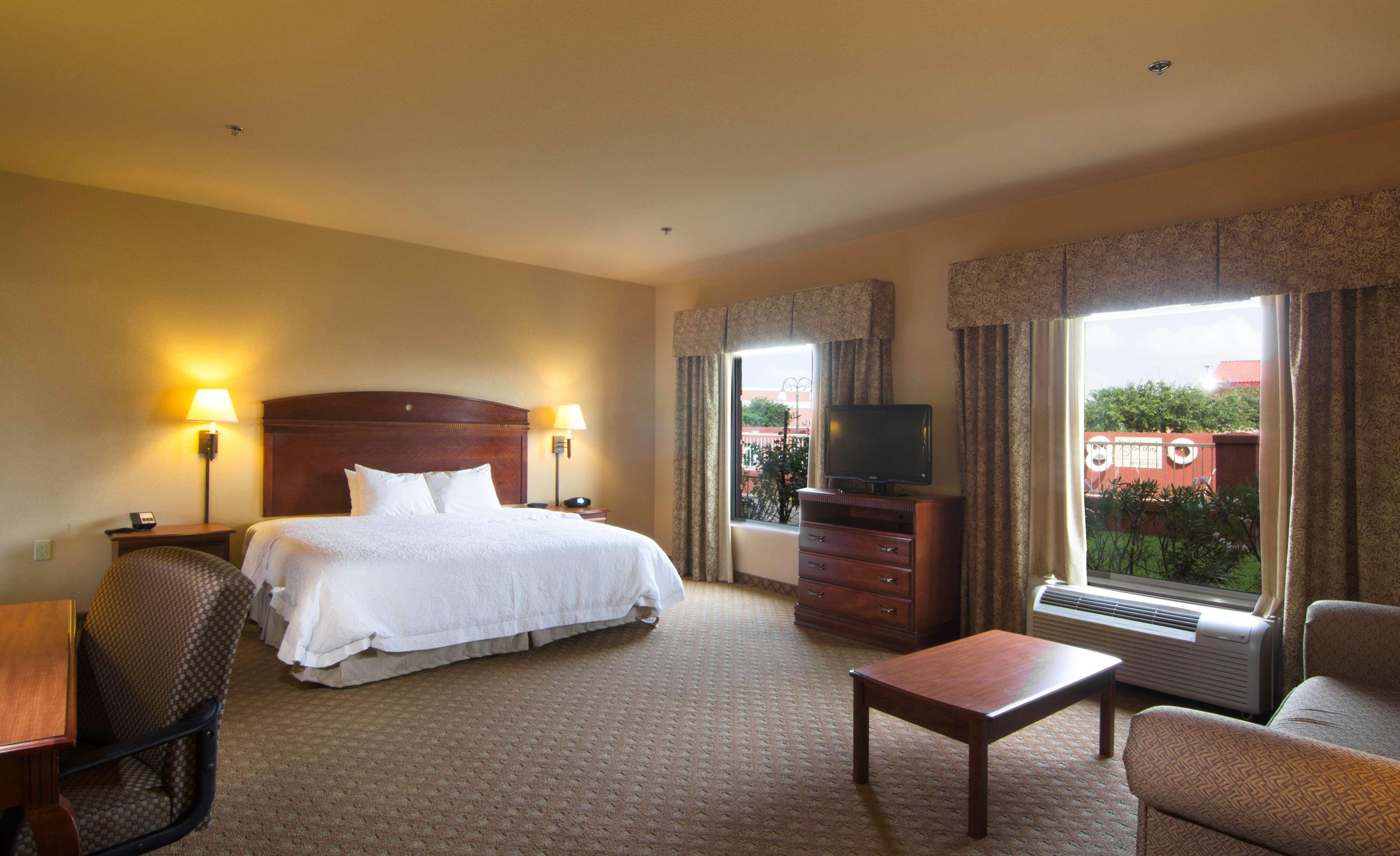 Hampton Inn And Suites-Brownsville Eksteriør billede