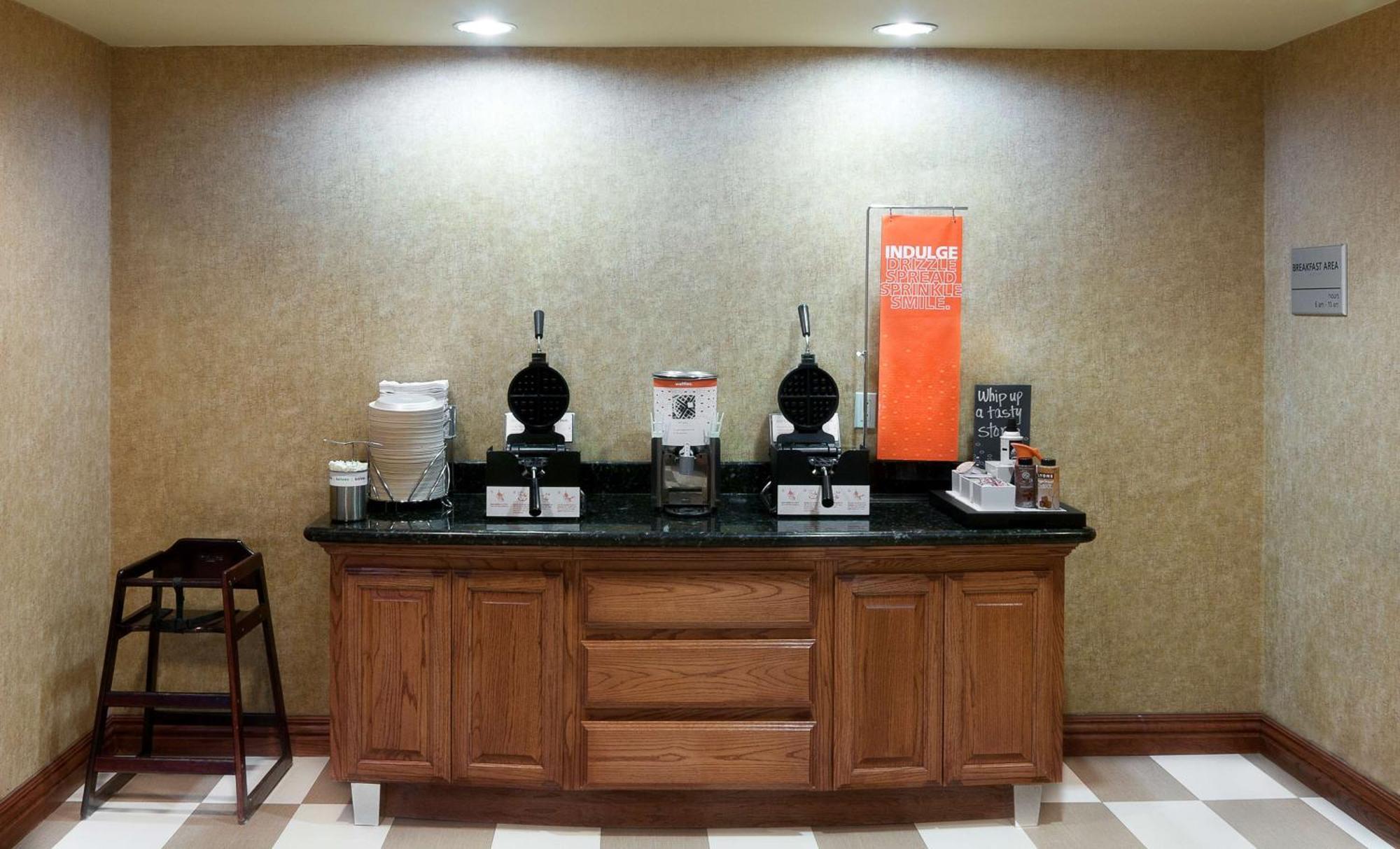 Hampton Inn And Suites-Brownsville Eksteriør billede